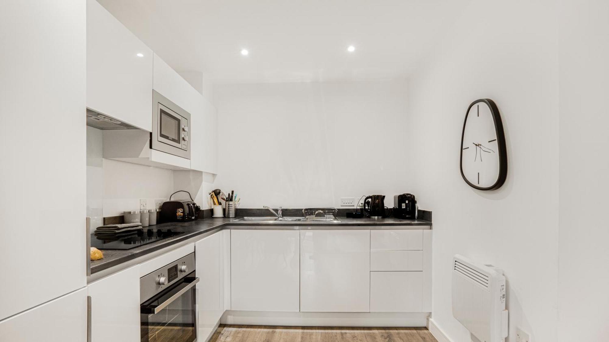 Ferienwohnung Oceanic Bliss: 2 Bed 2 Bath + Free Park + Netflix Birmingham Exterior foto
